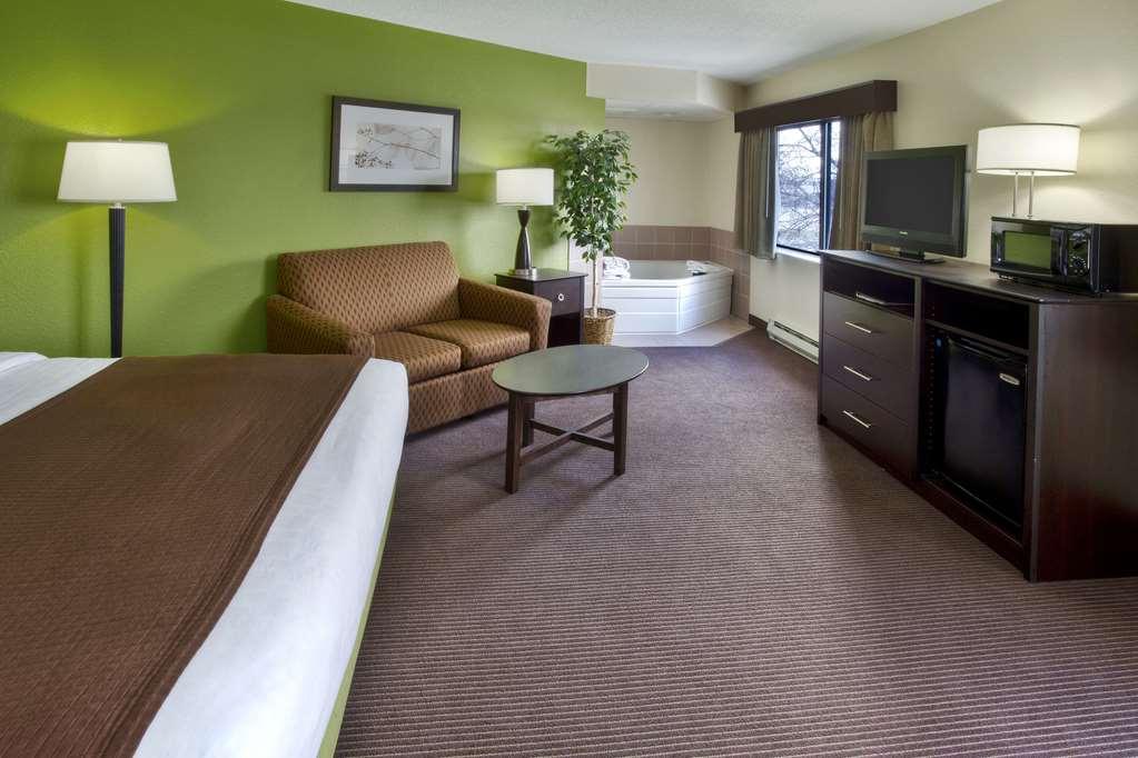 Quality Inn Ошкош Номер фото