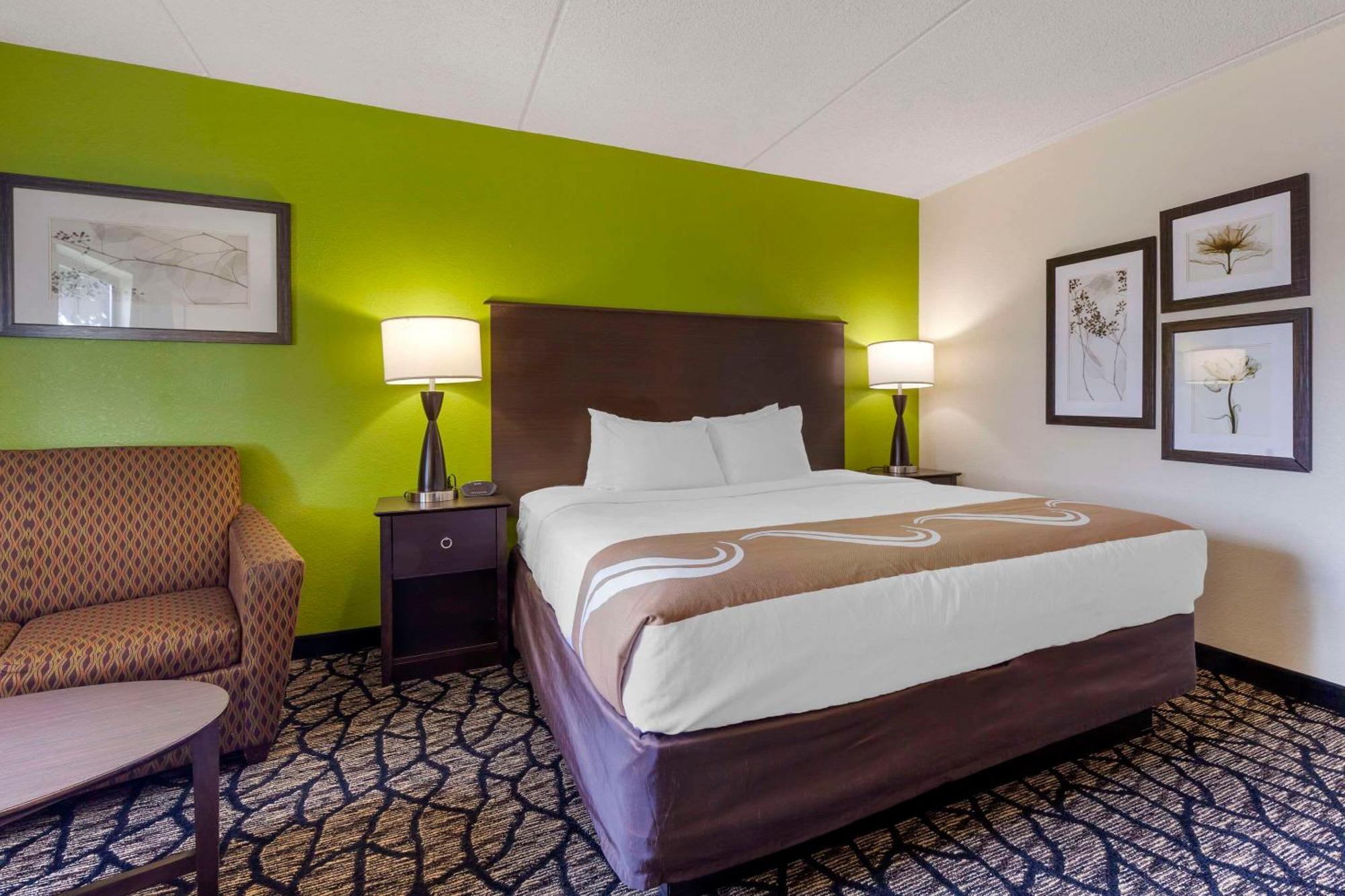 Quality Inn Ошкош Екстер'єр фото