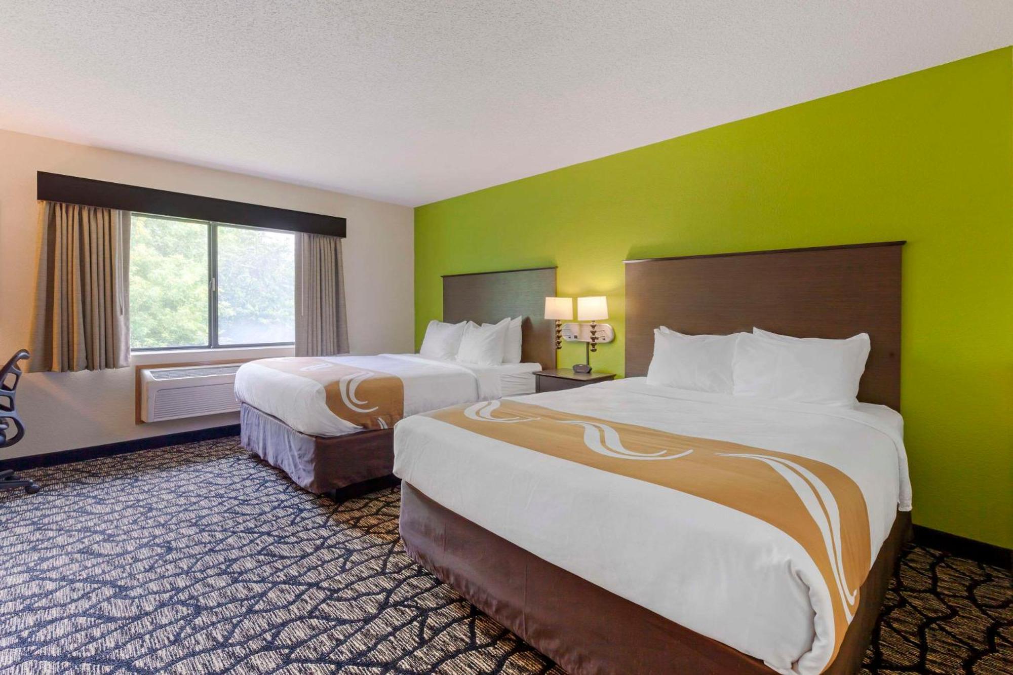 Quality Inn Ошкош Екстер'єр фото